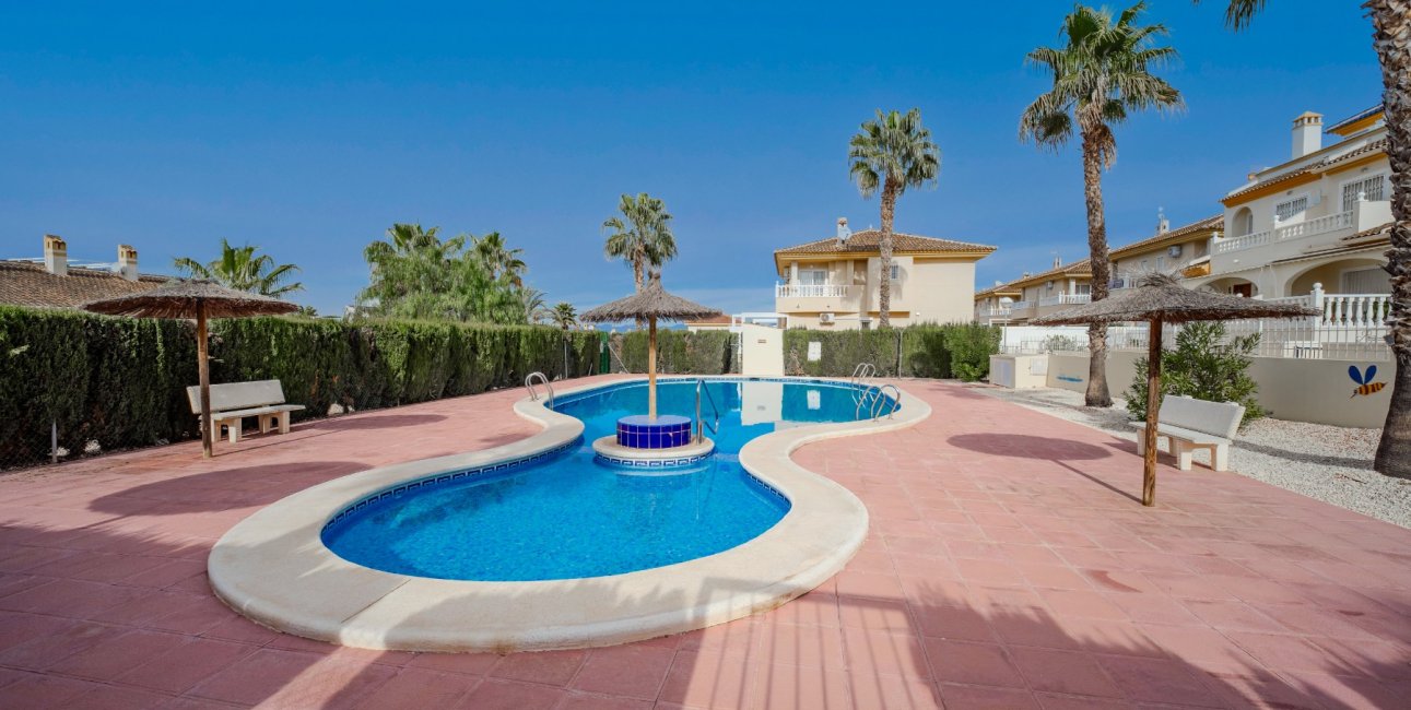 Resale - Townhouse -
Benimar - Benimar I