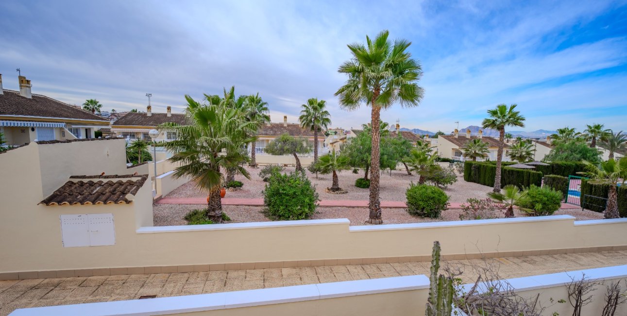 Resale - Townhouse -
Benimar - Benimar I