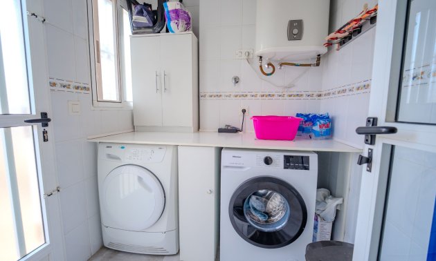 Resale - Townhouse -
Benimar - Benimar I