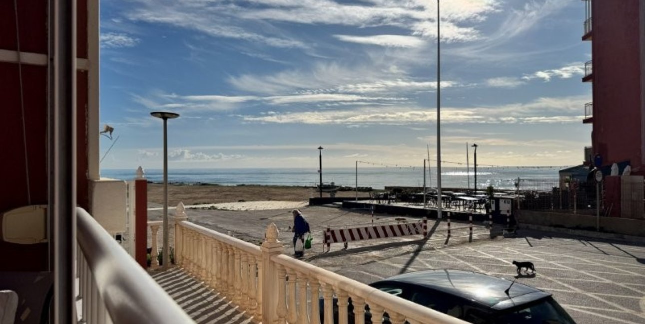 Resale - Apartment / flat -
Torrevieja - Puerto Romano