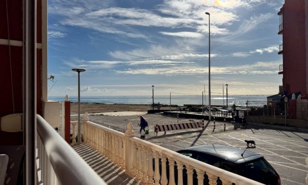 Reventa - Apartamento / piso -
Torrevieja - Puerto Romano