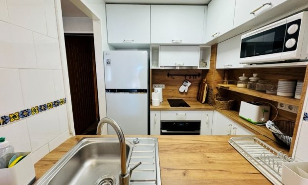 Resale - Apartment / flat -
Torrevieja - Puerto Romano