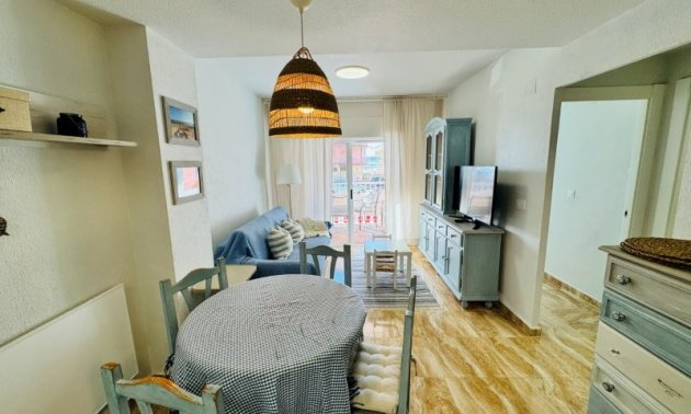 Resale - Apartment / flat -
Torrevieja - Puerto Romano