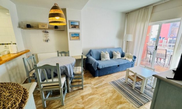 Resale - Apartment / flat -
Torrevieja - Puerto Romano