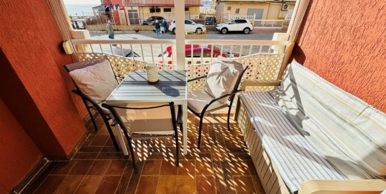 Resale - Apartment / flat -
Torrevieja - Puerto Romano