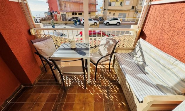 Resale - Apartment / flat -
Torrevieja - Puerto Romano