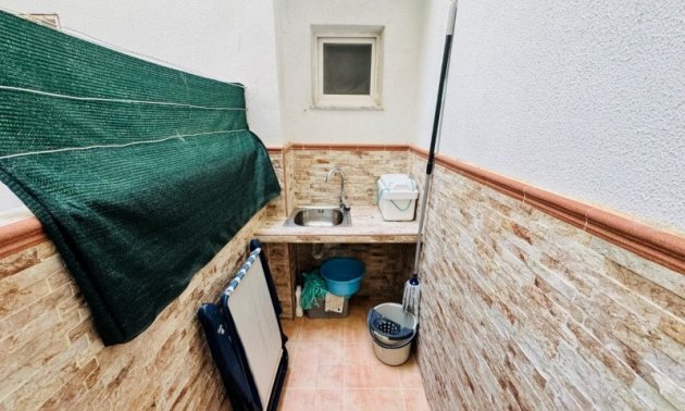 Resale - Apartment / flat -
Torrevieja - Puerto Romano