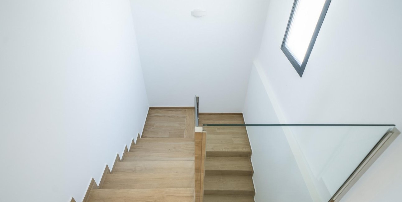 Rynek pierwotny - Willa -
Algorfa - La Finca Golf