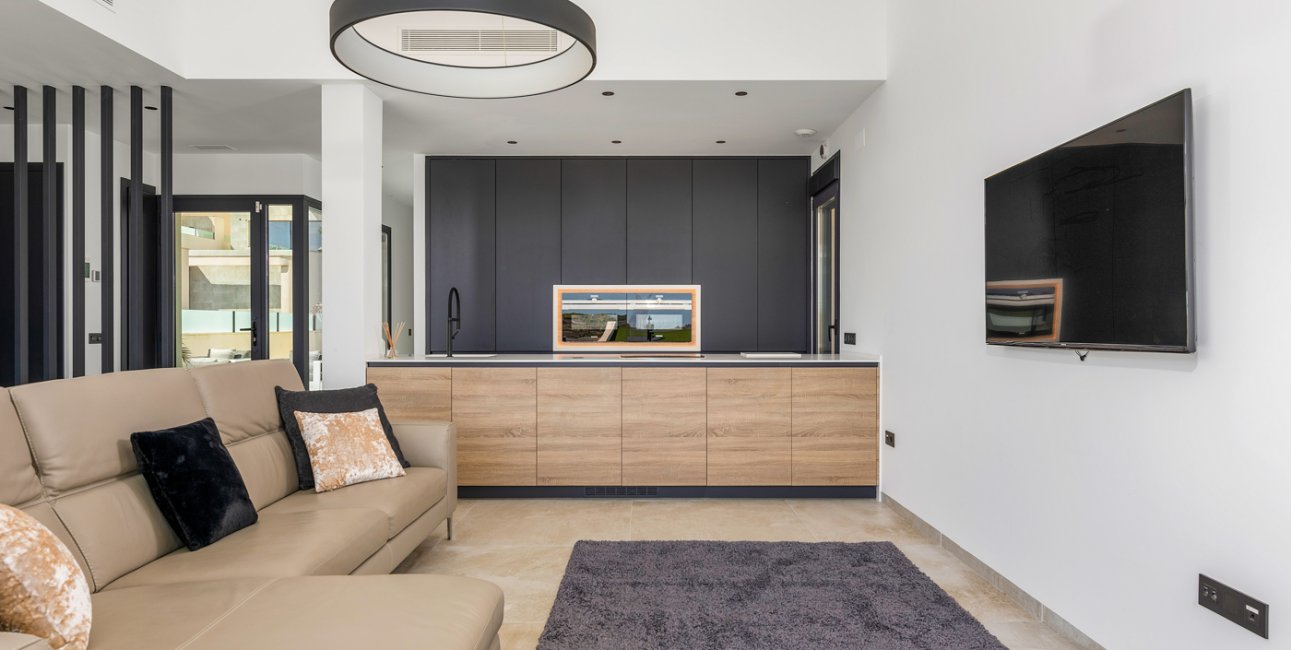 Resale - Villa -
Ciudad Quesada - Pueblo Lucero