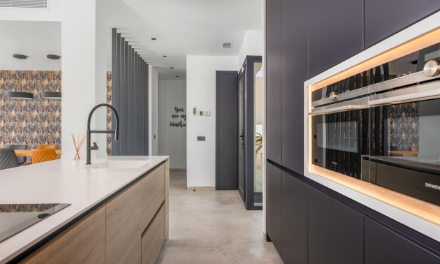 Resale - Villa -
Ciudad Quesada - Pueblo Lucero