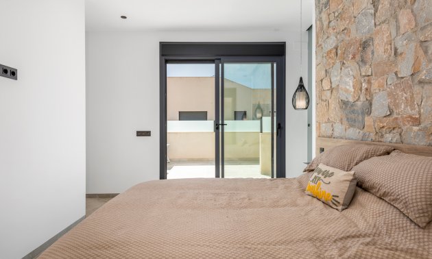 Resale - Villa -
Ciudad Quesada - Pueblo Lucero