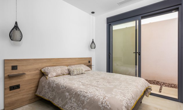 Resale - Villa -
Ciudad Quesada - Pueblo Lucero