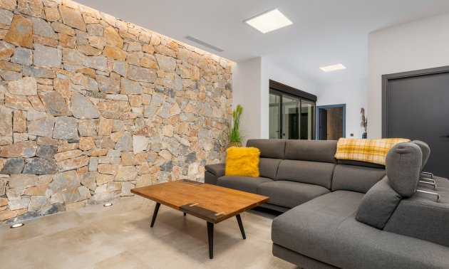 Resale - Villa -
Ciudad Quesada - Pueblo Lucero