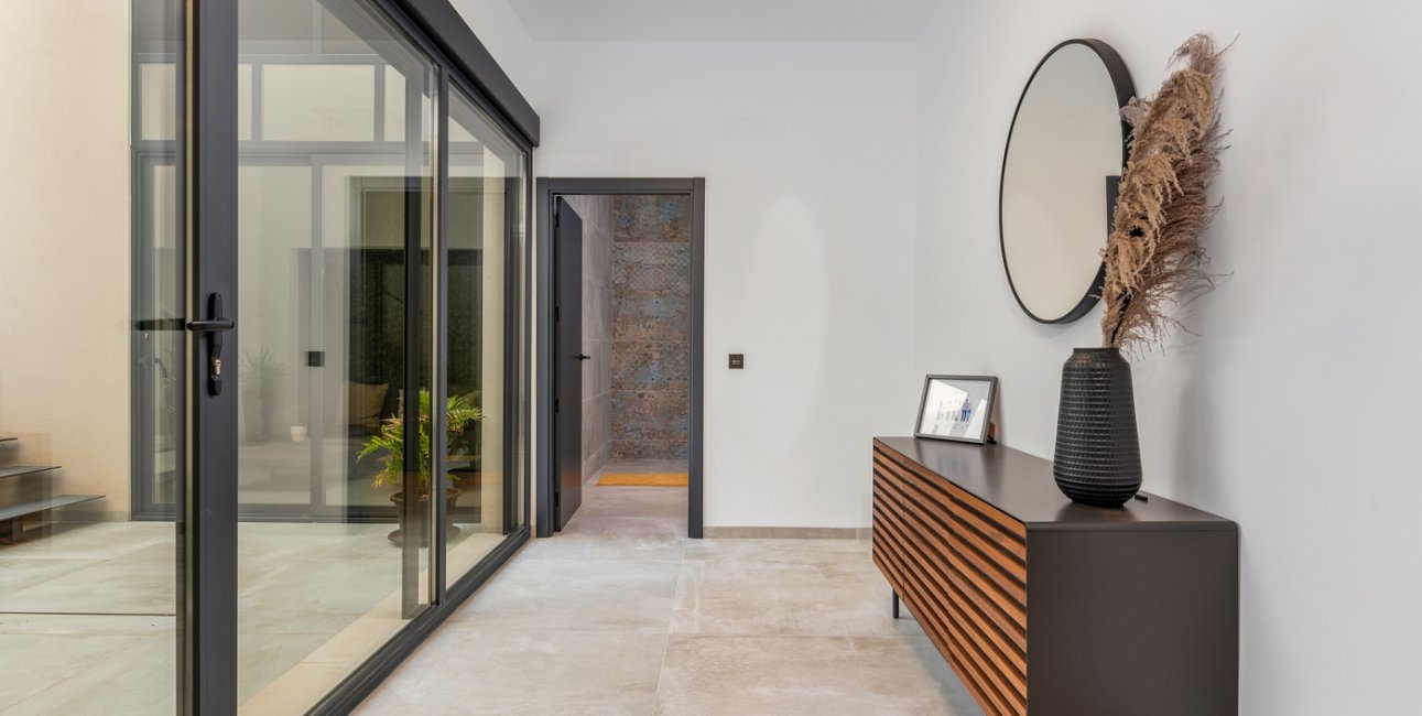 Resale - Villa -
Ciudad Quesada - Pueblo Lucero