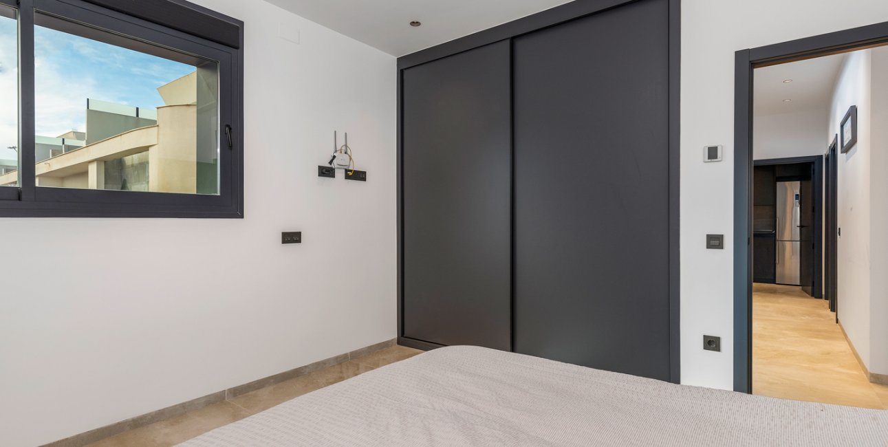 Resale - Villa -
Ciudad Quesada - Pueblo Lucero