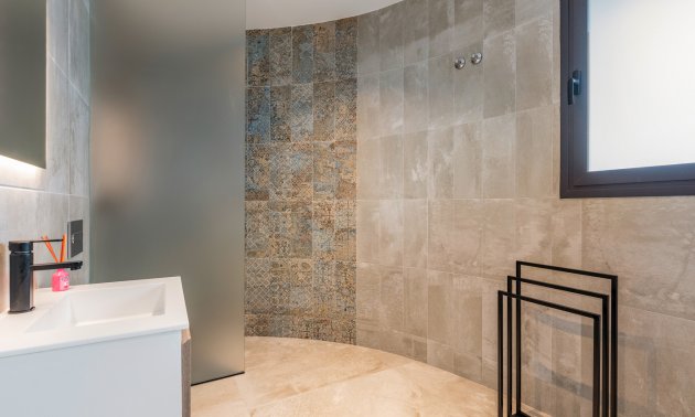 Resale - Villa -
Ciudad Quesada - Pueblo Lucero