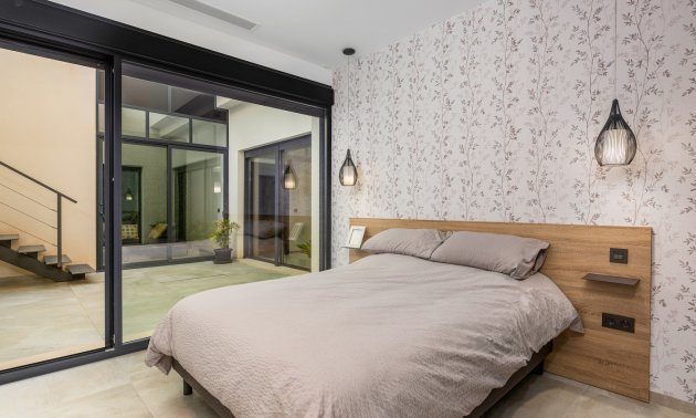 Resale - Villa -
Ciudad Quesada - Pueblo Lucero