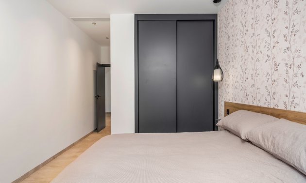 Resale - Villa -
Ciudad Quesada - Pueblo Lucero