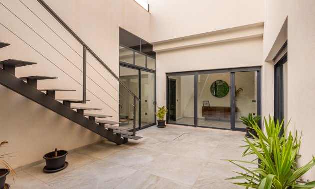 Resale - Villa -
Ciudad Quesada - Pueblo Lucero