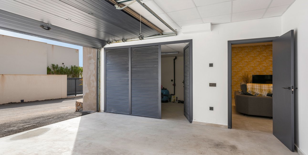 Resale - Villa -
Ciudad Quesada - Pueblo Lucero