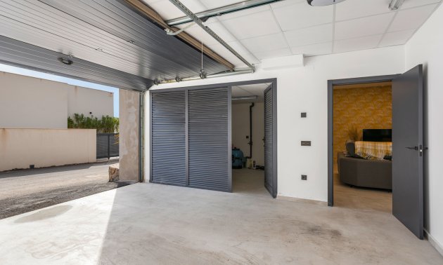 Resale - Villa -
Ciudad Quesada - Pueblo Lucero