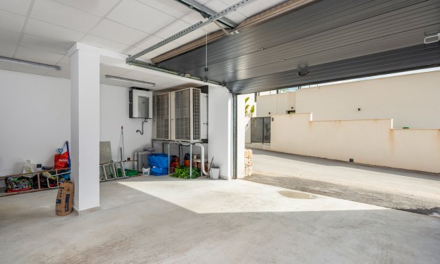 Resale - Villa -
Ciudad Quesada - Pueblo Lucero