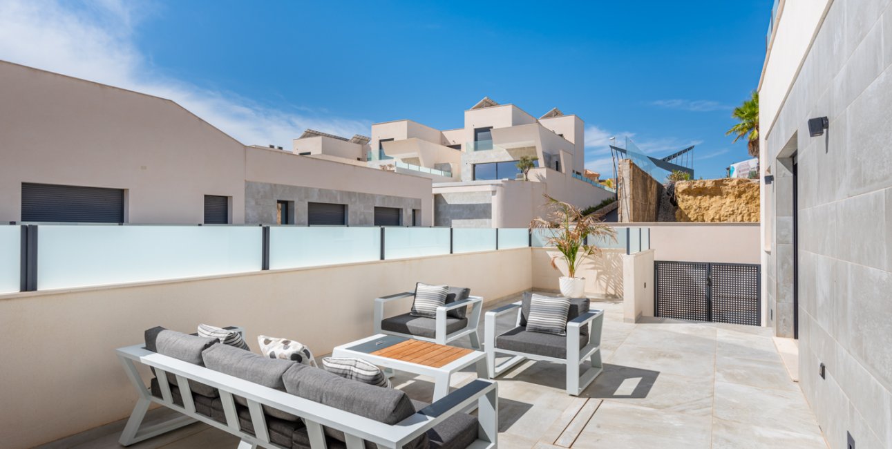 Resale - Villa -
Ciudad Quesada - Pueblo Lucero