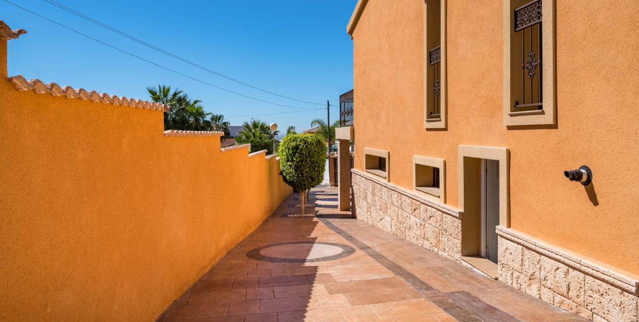 Resale - Villa -
Ciudad Quesada - Ciudad Quesada - Town