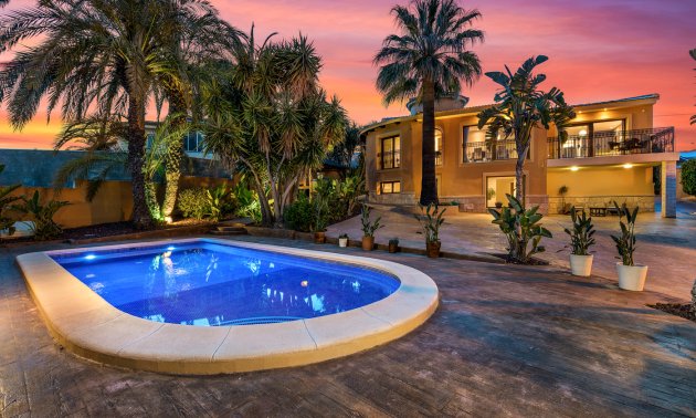 Resale - Villa -
Ciudad Quesada - Ciudad Quesada - Town