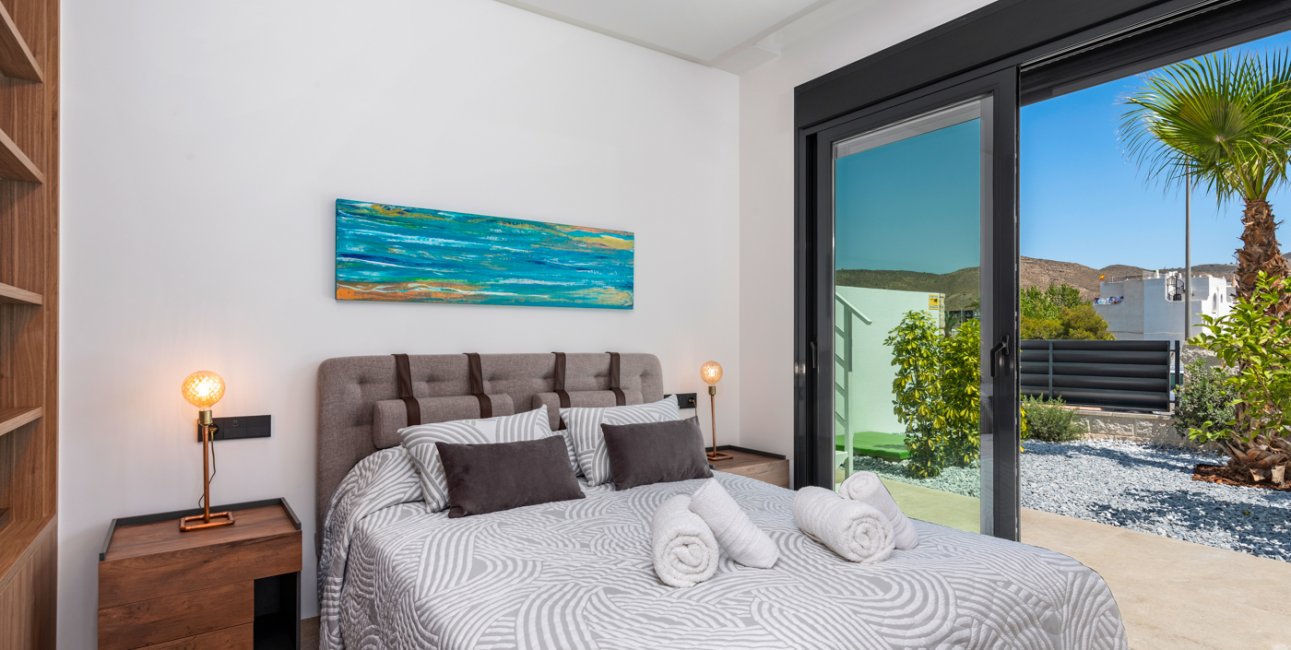 Resale - Villa -
El Campello - El Amerador