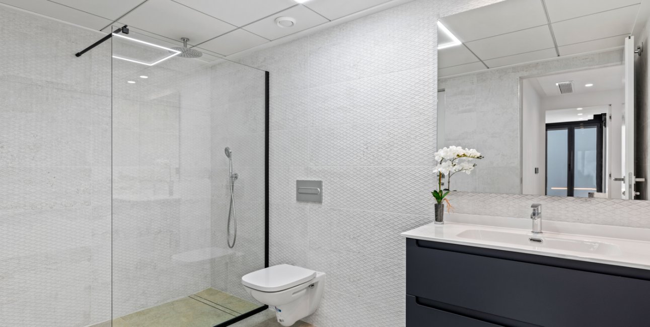 Resale - Villa -
El Campello - El Amerador