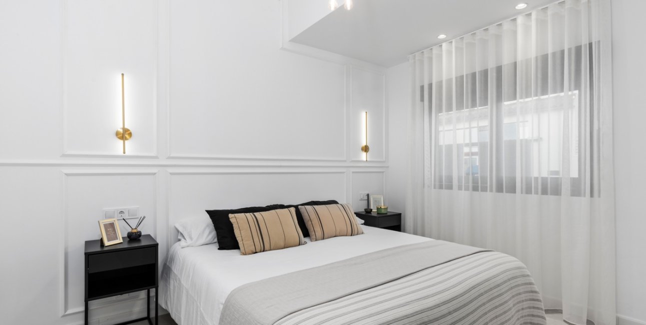 Resale - Villa -
Torrevieja - El Chaparral