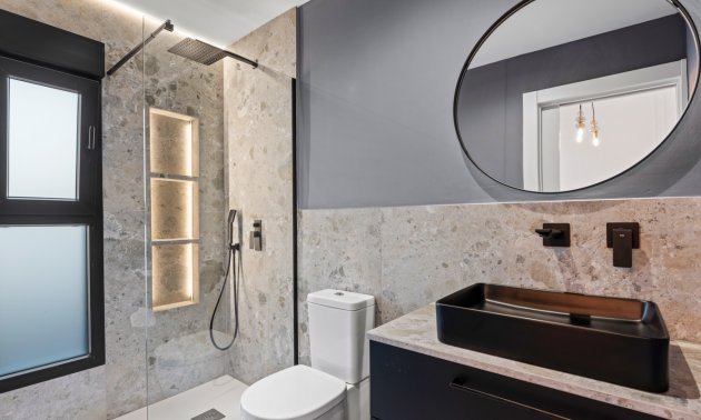 Resale - Villa -
Torrevieja - El Chaparral