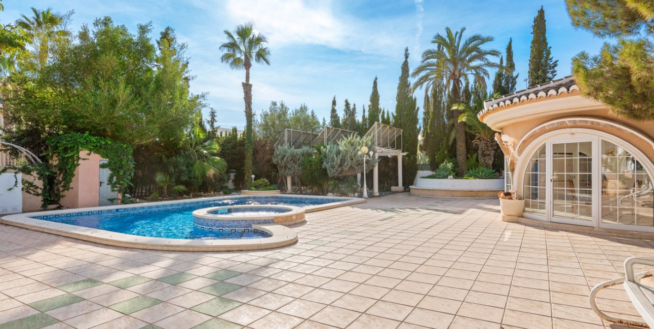 Resale - Villa -
Ciudad Quesada - Doña Pepa