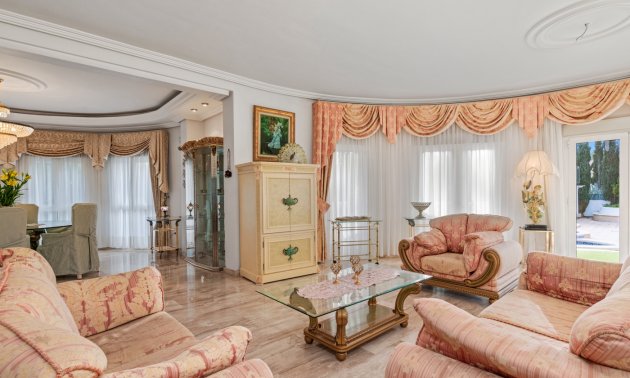 Resale - Villa -
Ciudad Quesada - Doña Pepa