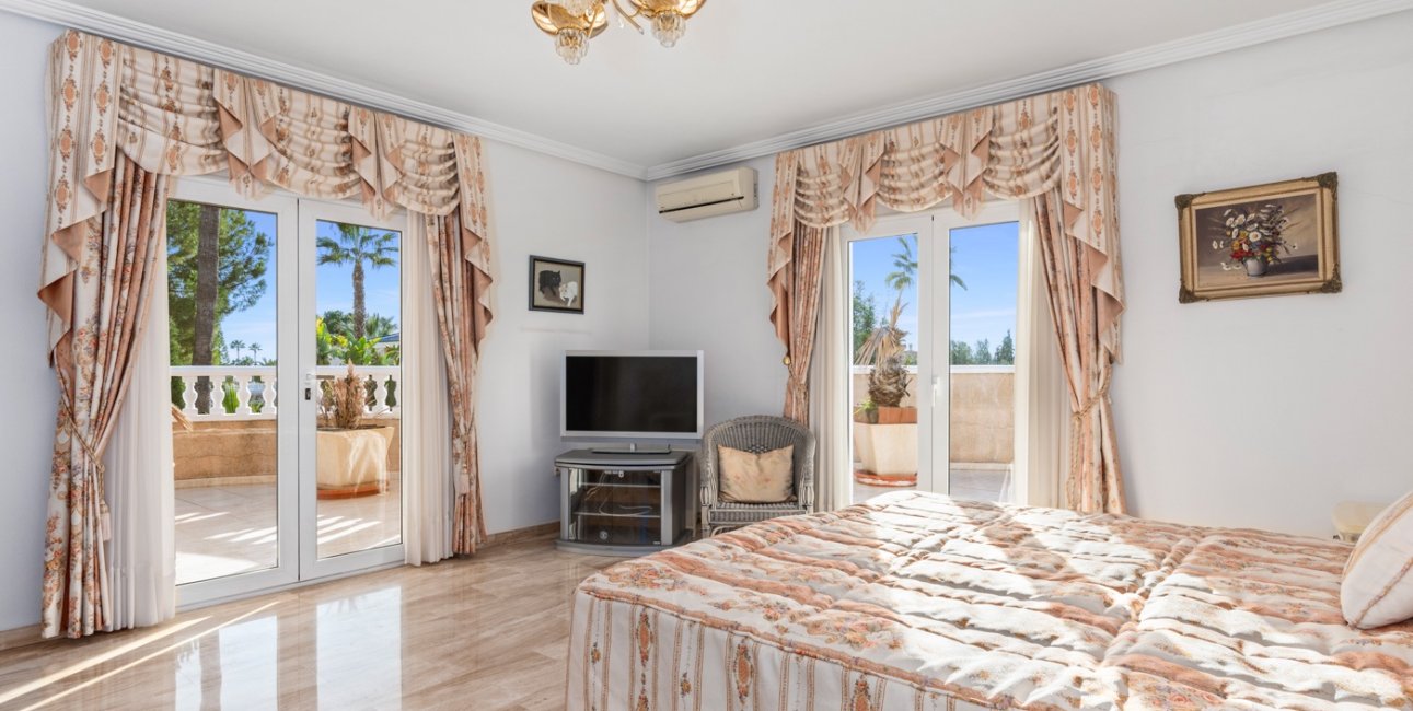 Resale - Villa -
Ciudad Quesada - Doña Pepa