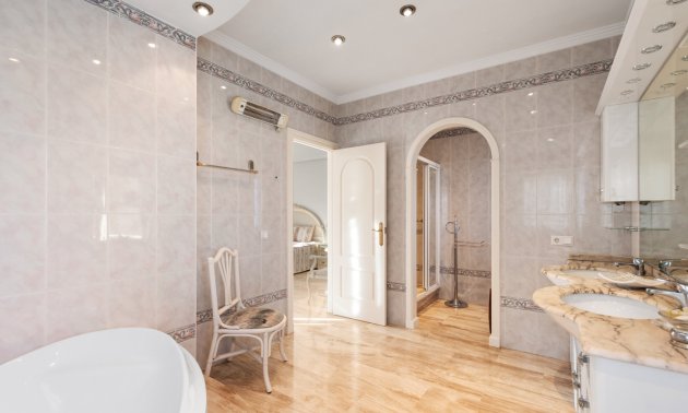 Resale - Villa -
Ciudad Quesada - Doña Pepa