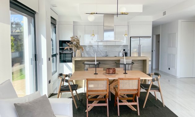 Rynek wtórny - Mieszkanie  -
Villajoyosa - Playas del Torres