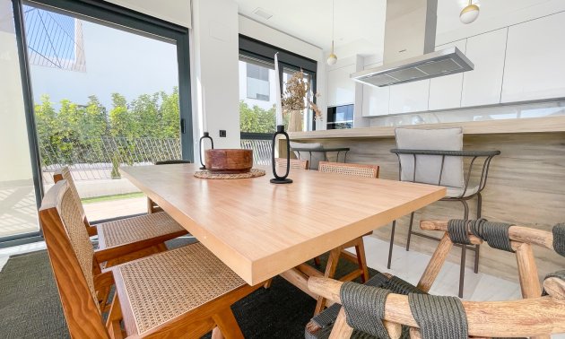 Rynek wtórny - Mieszkanie  -
Villajoyosa - Playas del Torres