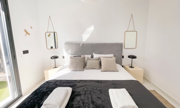 Rynek wtórny - Mieszkanie  -
Villajoyosa - Playas del Torres