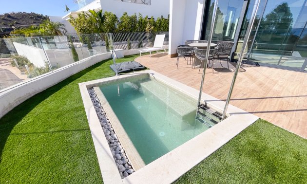 Rynek wtórny - Mieszkanie  -
Villajoyosa - Playas del Torres