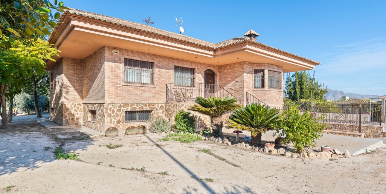 Resale - Country House -
Beniel - Beniel - Country