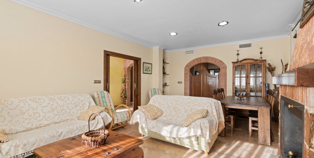 Resale - Country House -
Beniel - Beniel - Country