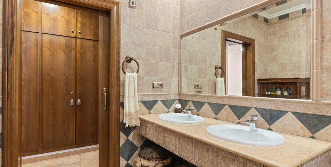 Resale - Country House -
Beniel - Beniel - Country