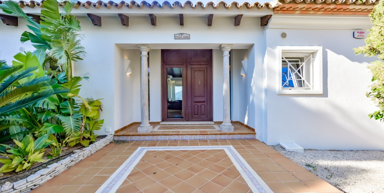 Reventa - Villa -
Altea - Sierra de Altea