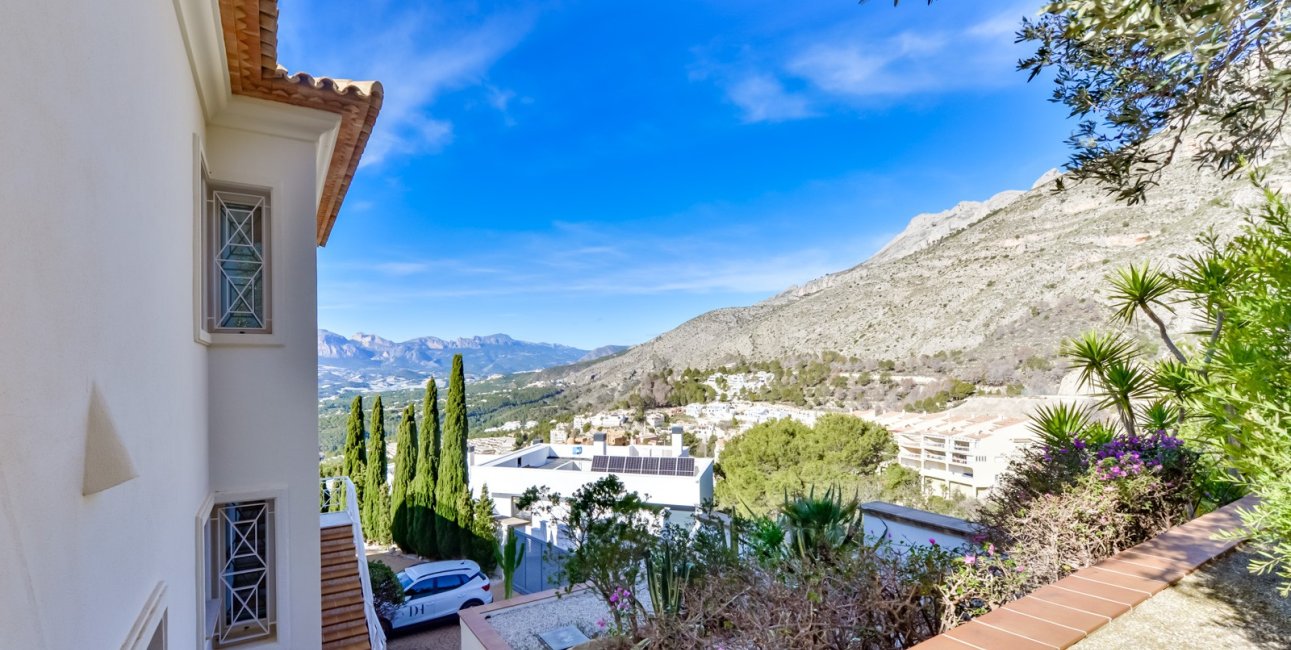 Reventa - Villa -
Altea - Sierra de Altea