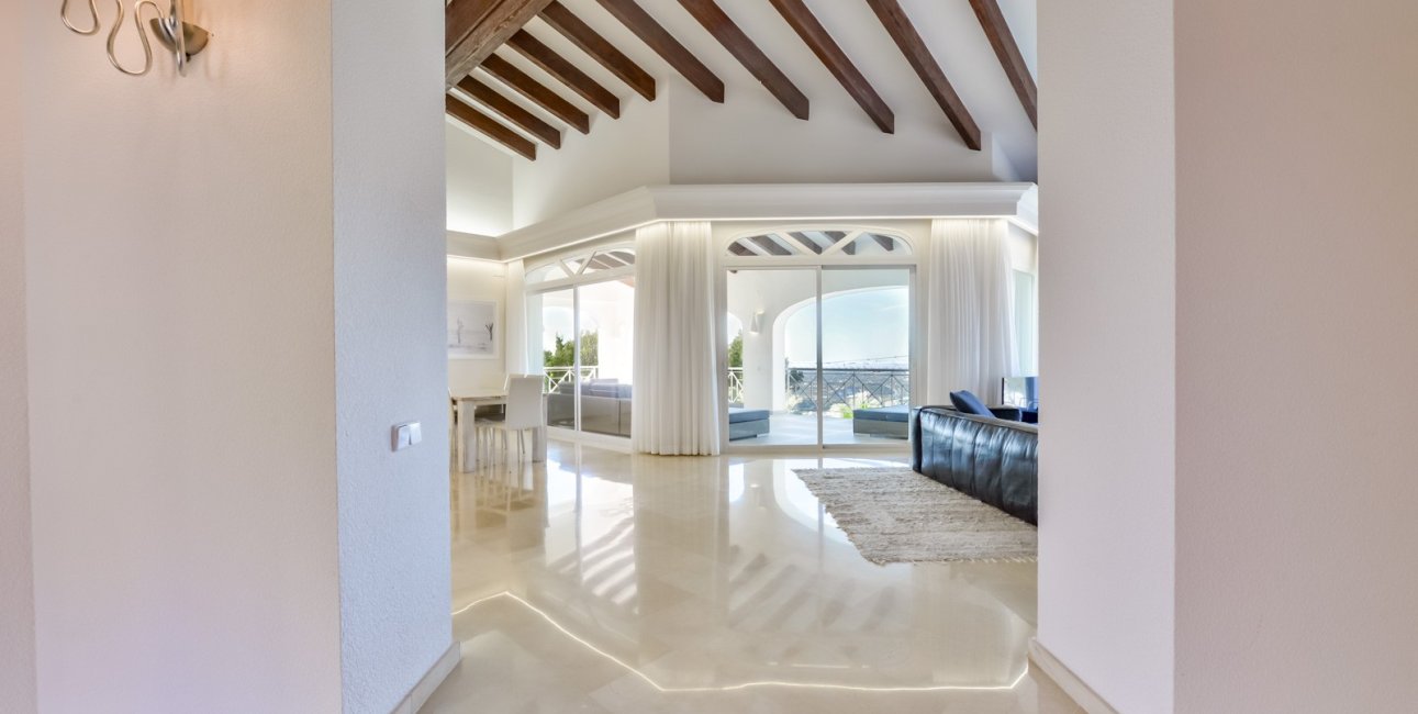 Reventa - Villa -
Altea - Sierra de Altea