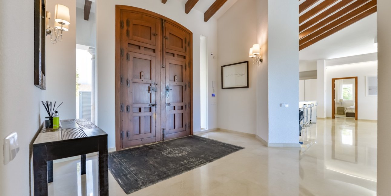 Reventa - Villa -
Altea - Sierra de Altea