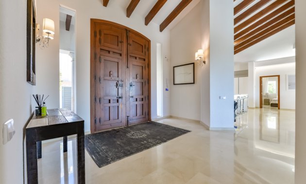 Reventa - Villa -
Altea - Sierra de Altea