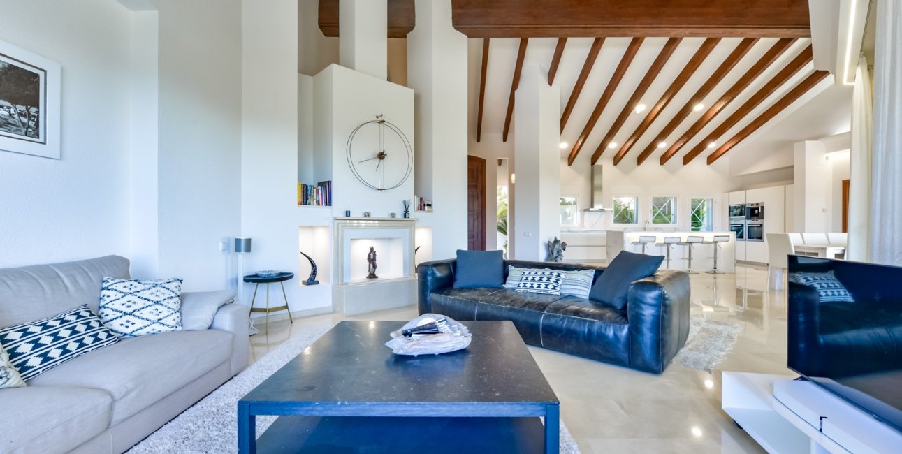 Reventa - Villa -
Altea - Sierra de Altea